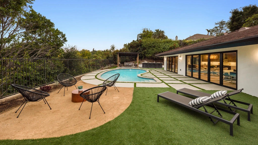 Stunning Hilltop Pool Home Rental