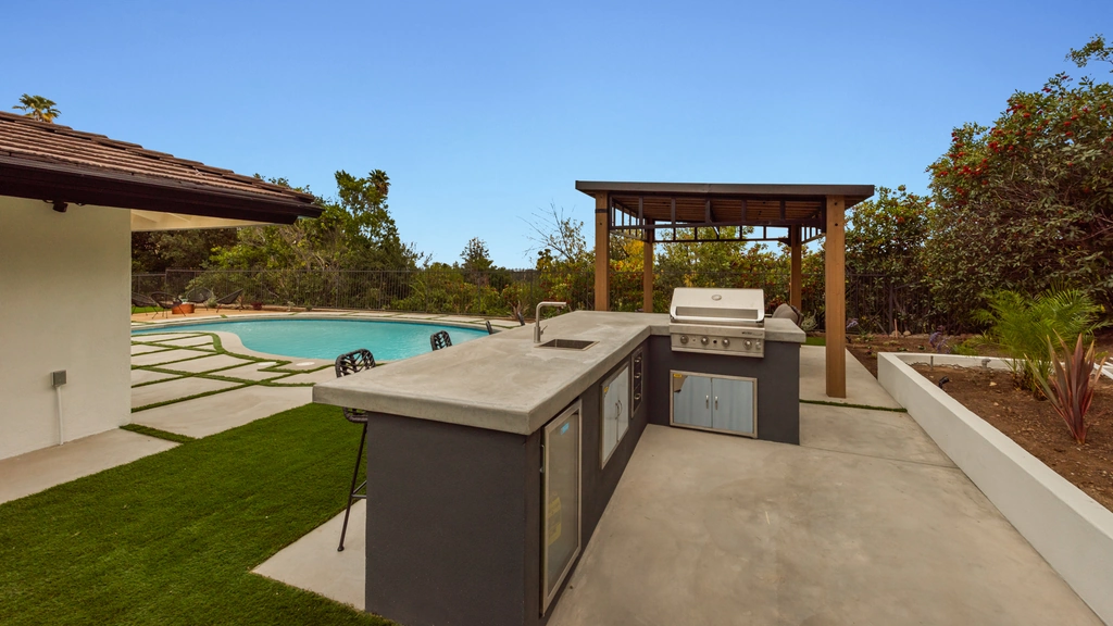 Stunning Hilltop Pool Home Rental