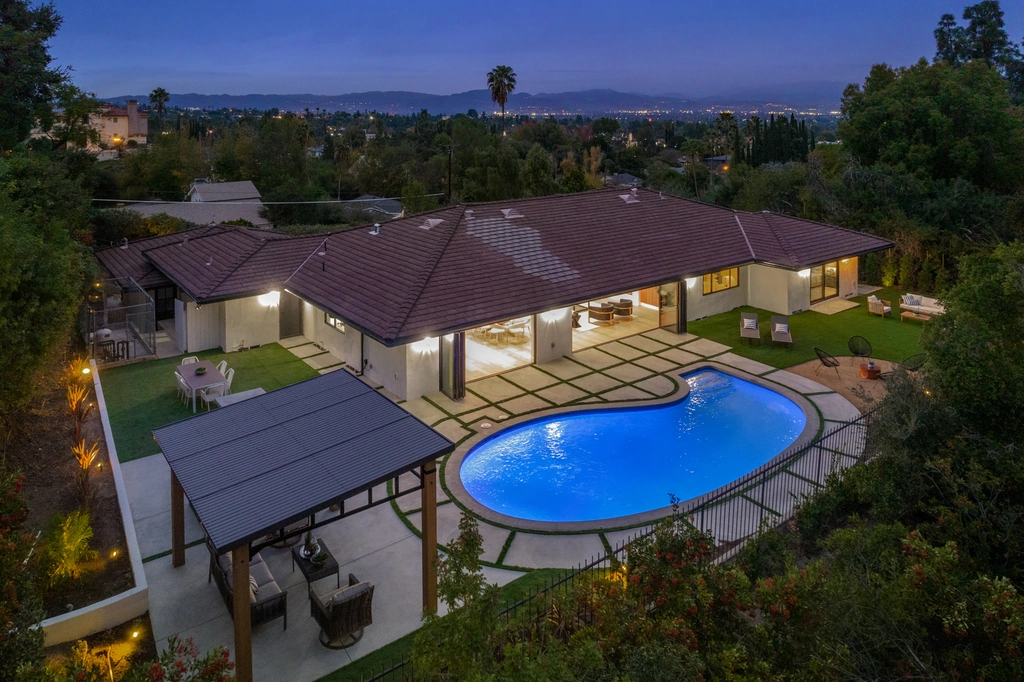 Stunning Hilltop Pool Home Rental