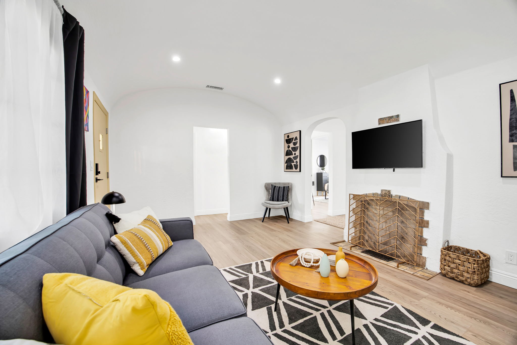 Bright Lovely Pasadena airbnb