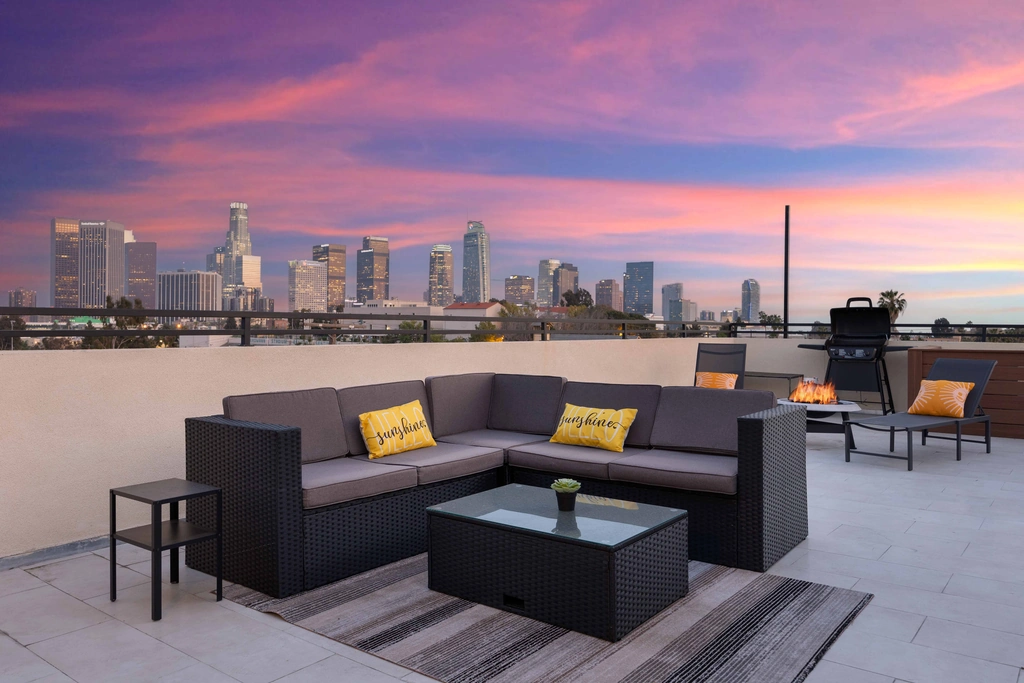 Downtown airbnb