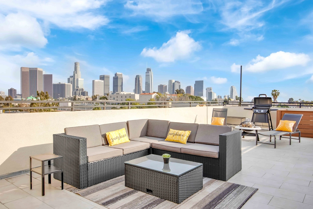 Downtown airbnb