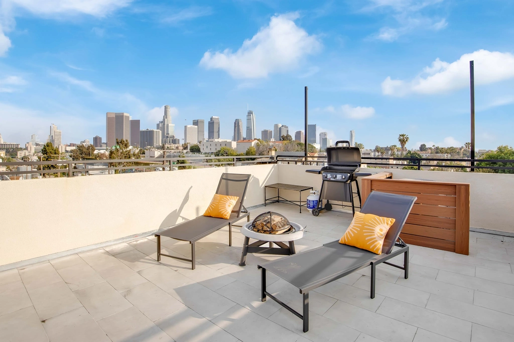 Downtown airbnb