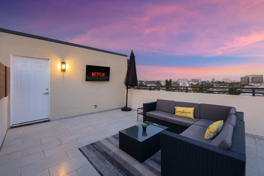 Downtown airbnb
