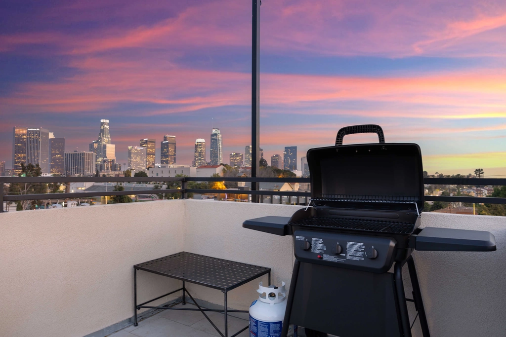 Downtown airbnb