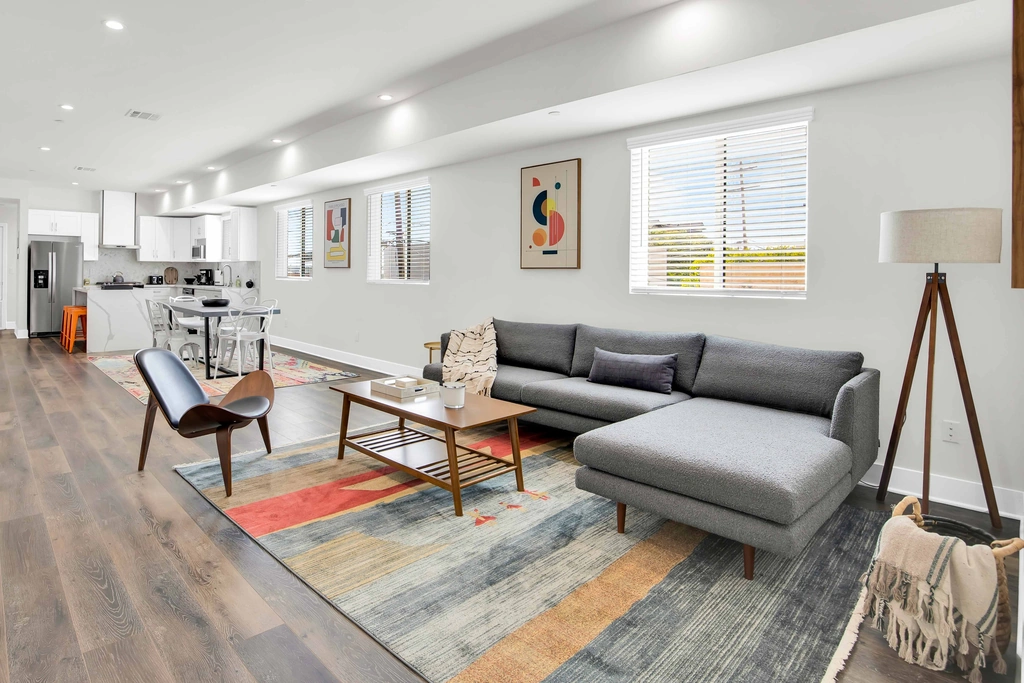LA Rooftop airbnb
