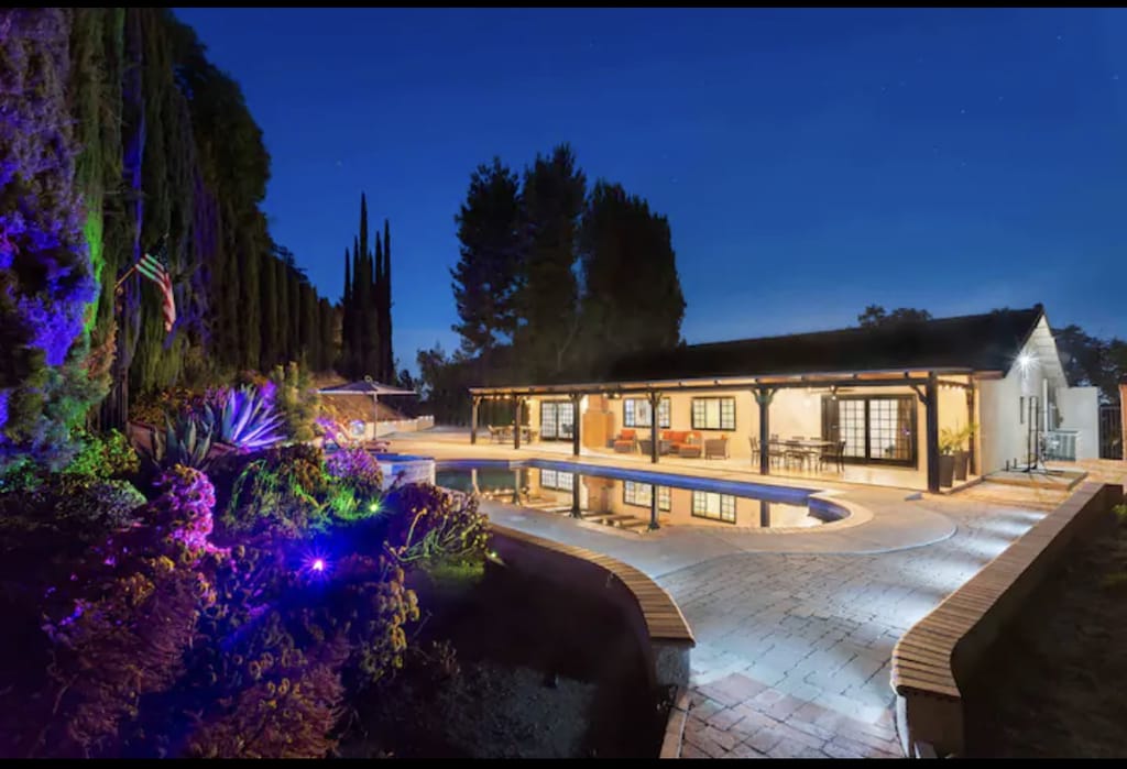 Los Angeles Airbnb