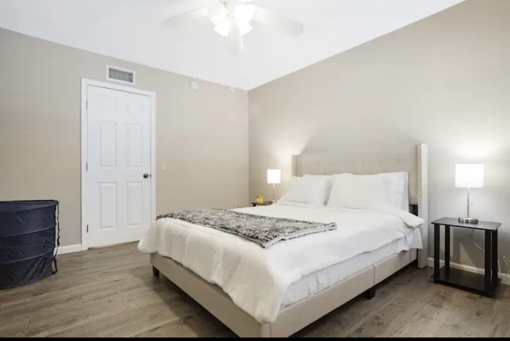 Los Angeles Airbnb